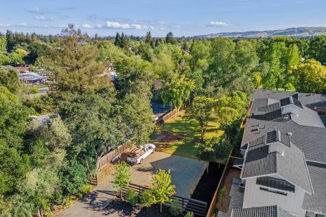 369 W Napa Street Sonoma CA 95476