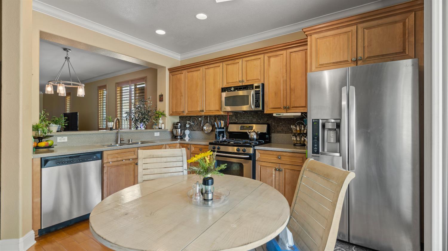 2600 Eagles Peak Lane Lincoln CA 95648