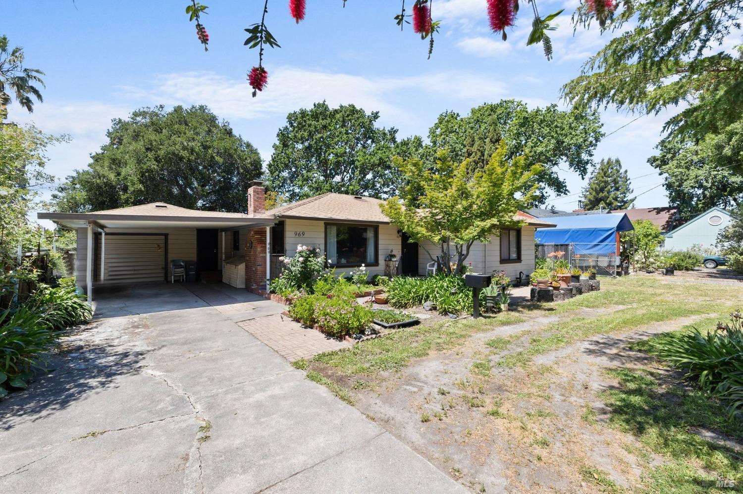 969 Kenmore Lane Santa Rosa CA 95407