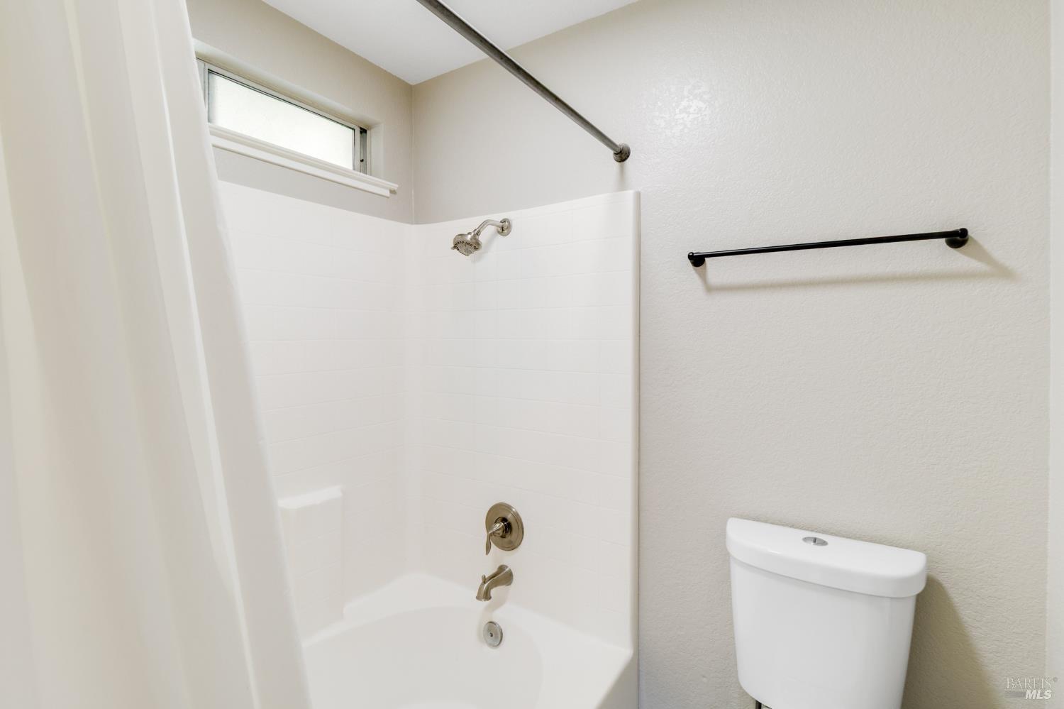 1012 Mission Circle Fairfield CA 94534