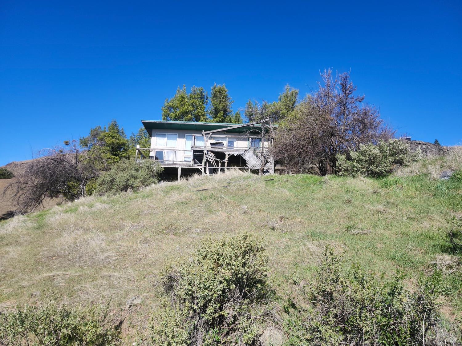 4300 Spyrock Road Laytonville CA 95585