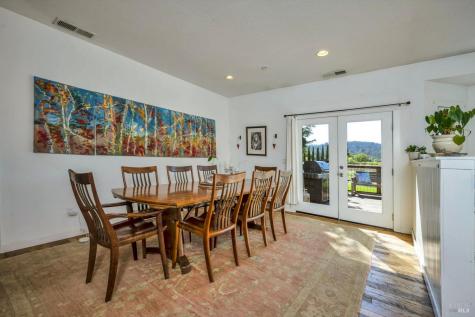 14631 Kinley Drive Healdsburg CA 95448