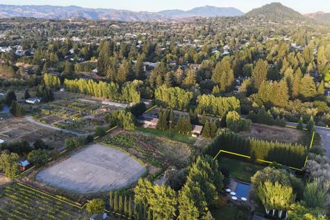 14631 Kinley Drive Healdsburg CA 95448