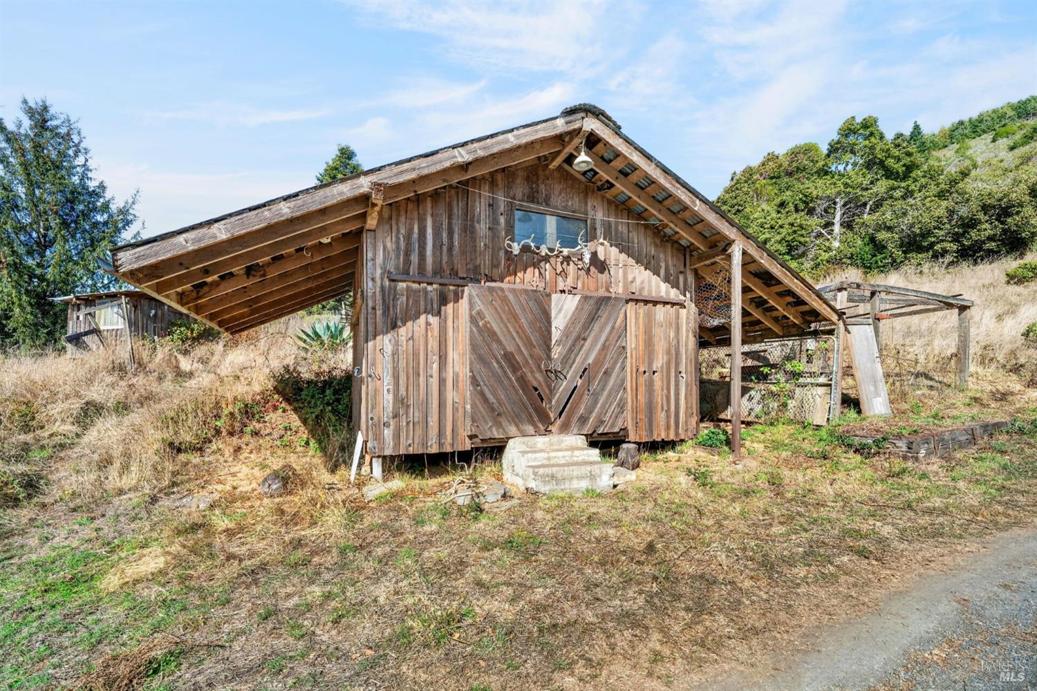 29000 Camp Two Ten Mile Road Fort Bragg CA 95437