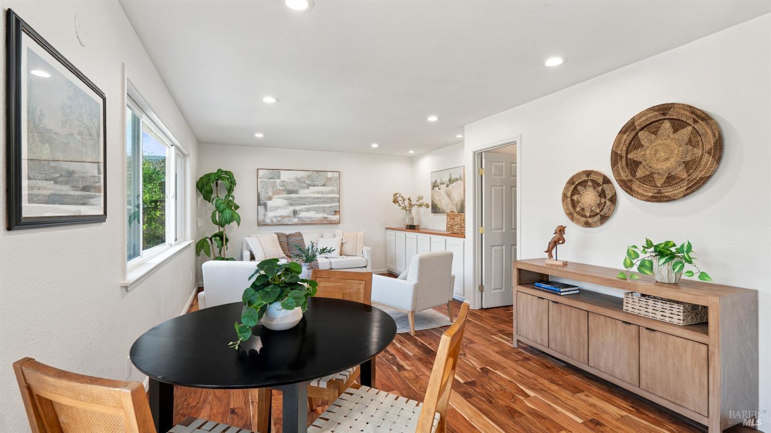 423 Donner Avenue Petaluma CA 94954