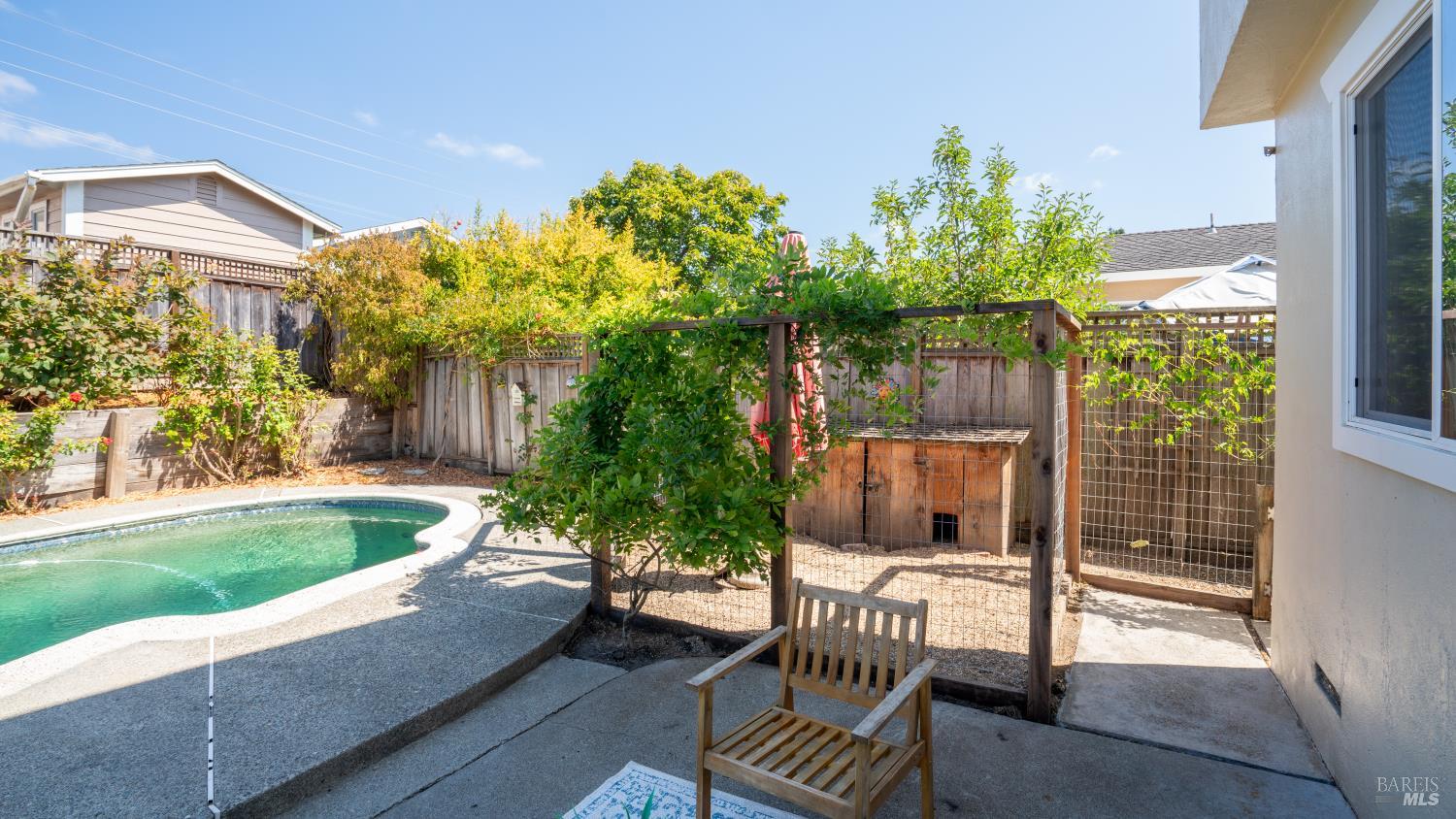 423 Donner Avenue Petaluma CA 94954