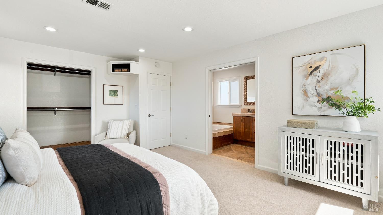 423 Donner Avenue Petaluma CA 94954