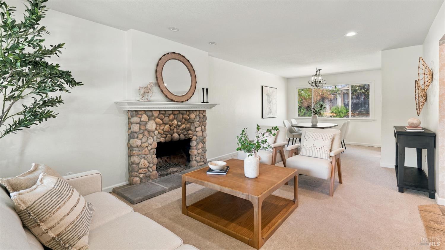 423 Donner Avenue Petaluma CA 94954