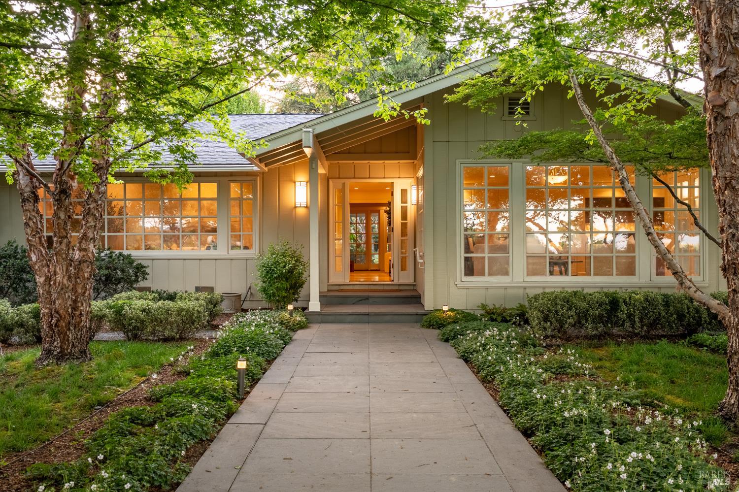 1670 Cabernet Lane St. Helena CA 94574