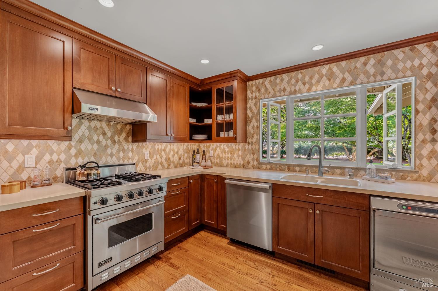 1670 Cabernet Lane St. Helena CA 94574