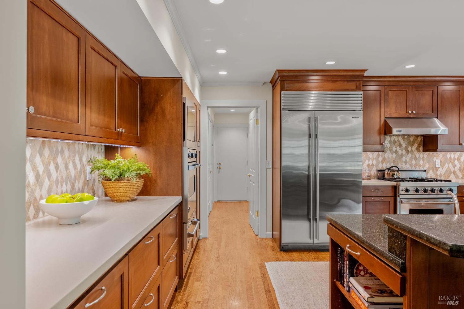 1670 Cabernet Lane St. Helena CA 94574