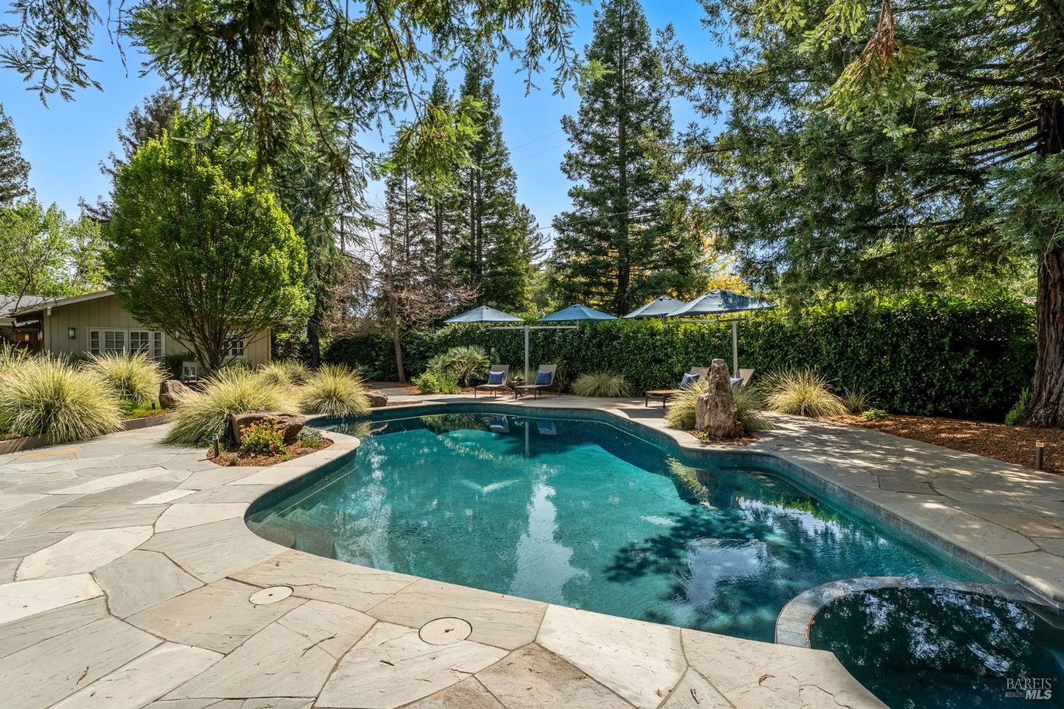 1670 Cabernet Lane St. Helena CA 94574