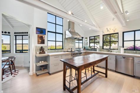 1090 Bart Road Sonoma CA 95476