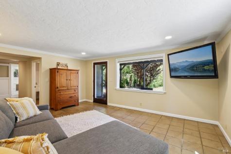 2087 Blucher Valley Road Sebastopol CA 95472