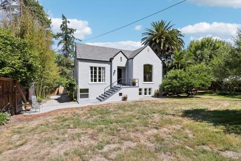 2087 Blucher Valley Road Sebastopol CA 95472