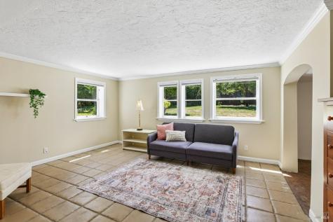 2087 Blucher Valley Road Sebastopol CA 95472