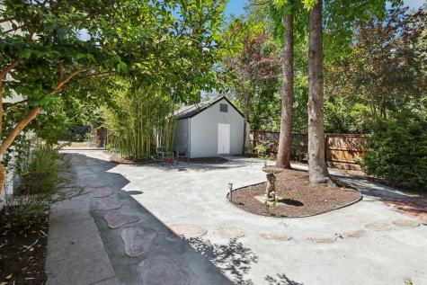 2087 Blucher Valley Road Sebastopol CA 95472