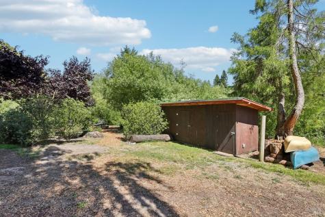 2087 Blucher Valley Road Sebastopol CA 95472