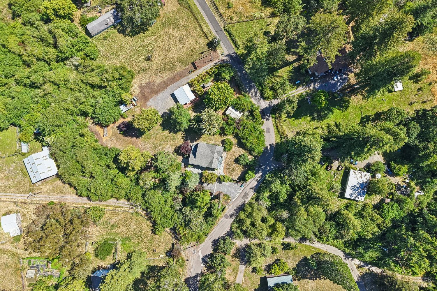 2087 Blucher Valley Road Sebastopol CA 95472