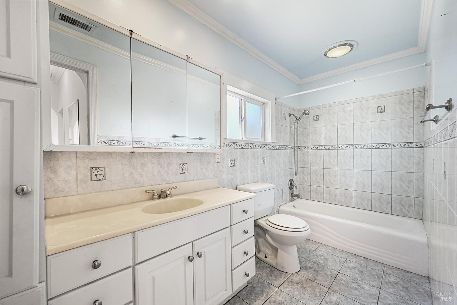 445 Windsor River Road Windsor CA 95492