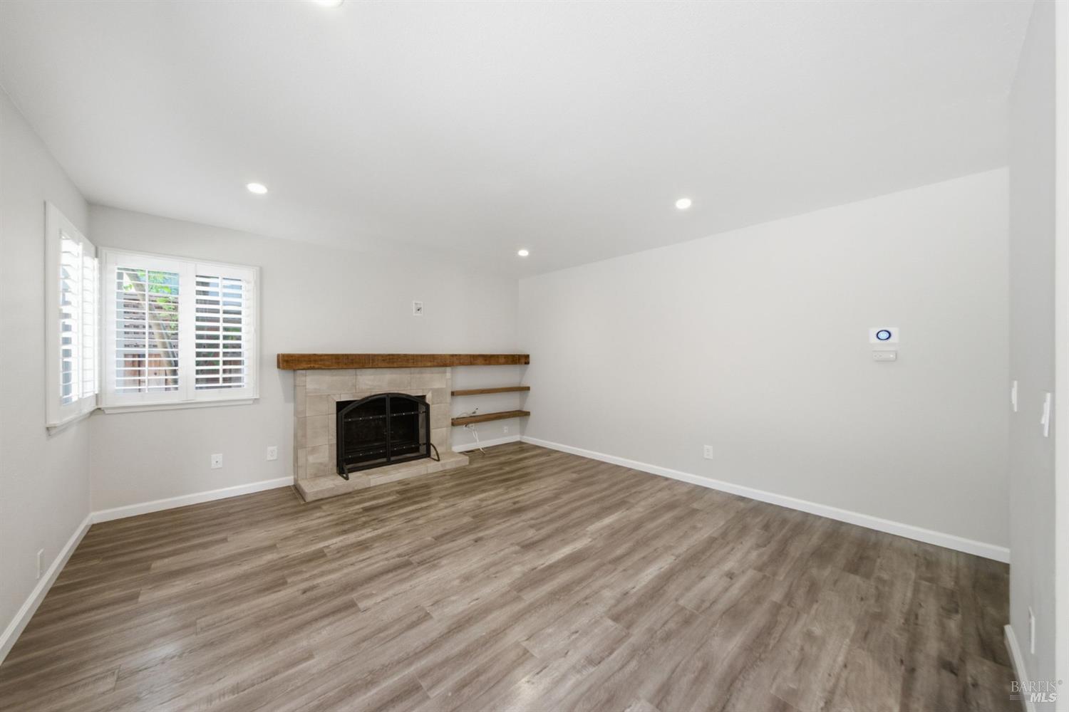1890 Howard Drive Windsor CA 95492