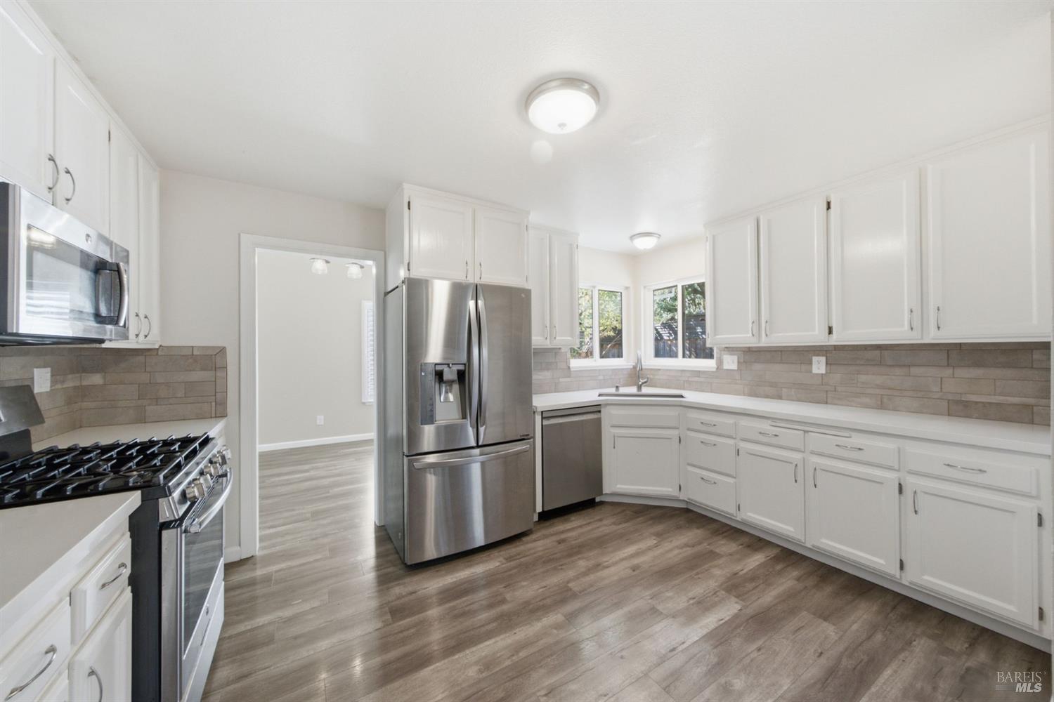 1890 Howard Drive Windsor CA 95492