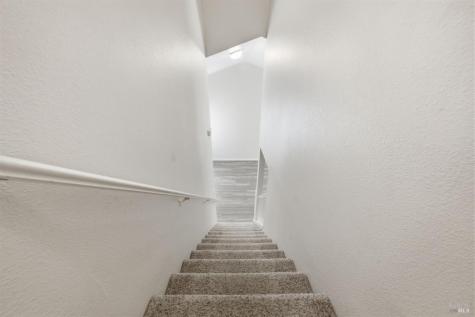 1890 Howard Drive Windsor CA 95492
