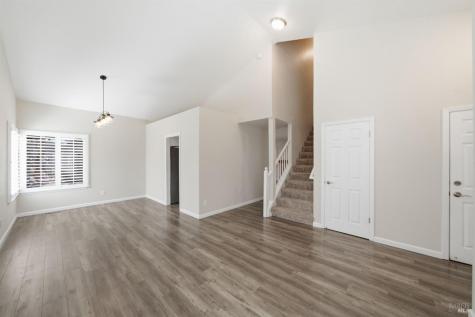 1890 Howard Drive Windsor CA 95492