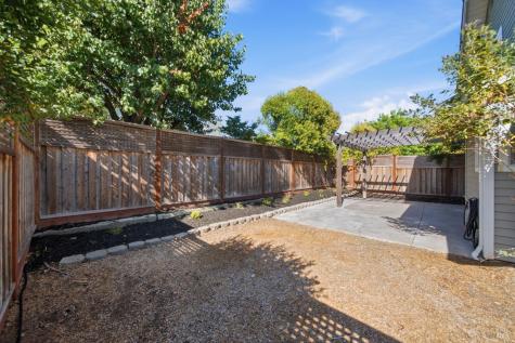 1890 Howard Drive Windsor CA 95492