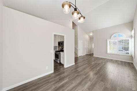 1890 Howard Drive Windsor CA 95492