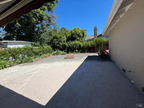 2429 Woodstock Court Santa Rosa CA 95409