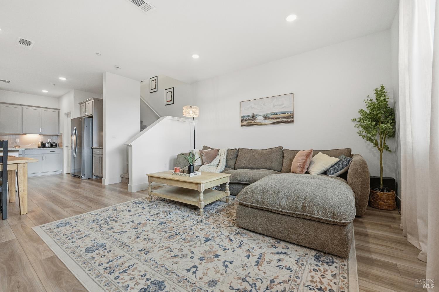 1522 Waterside Lane Rohnert Park CA 94928