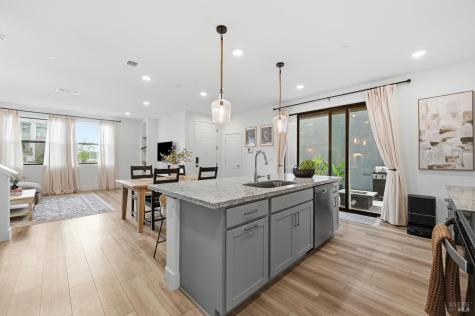 1522 Waterside Lane Rohnert Park CA 94928