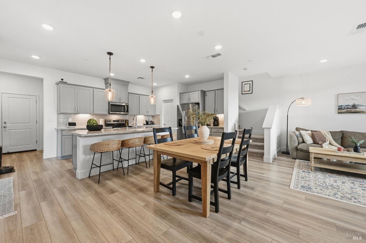 1522 Waterside Lane Rohnert Park CA 94928