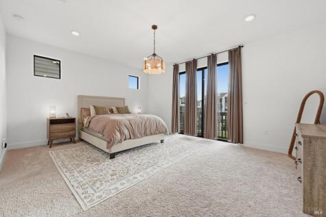 1522 Waterside Lane Rohnert Park CA 94928