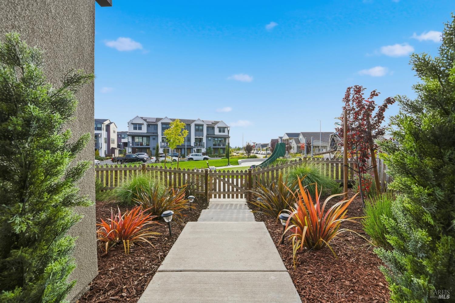 1522 Waterside Lane Rohnert Park CA 94928
