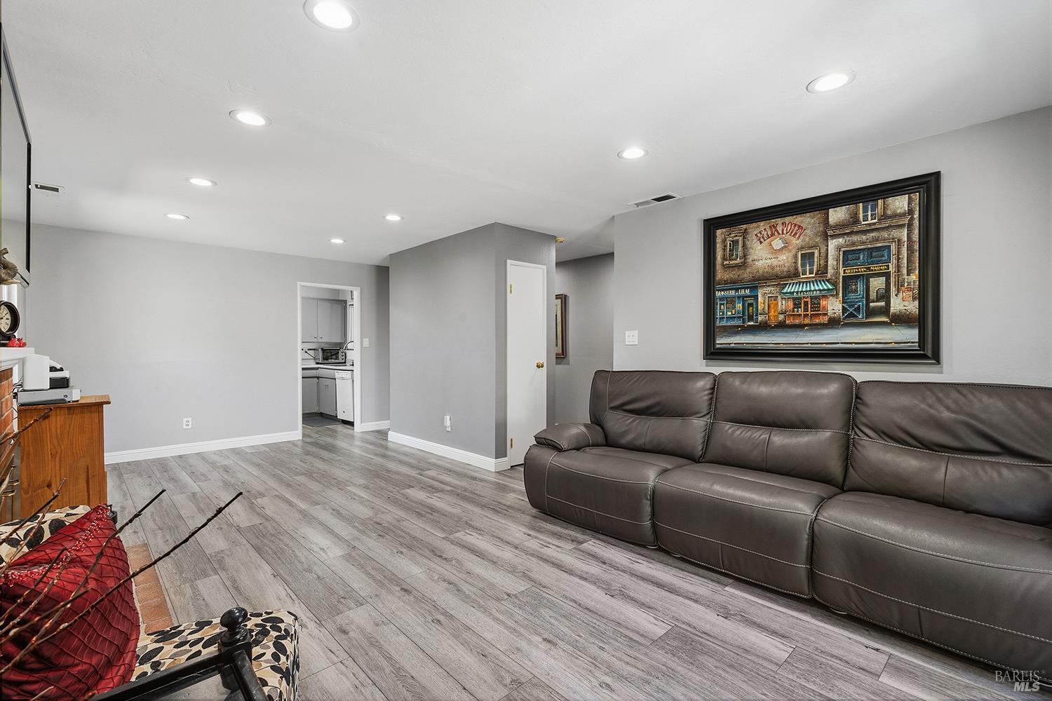 110 Allan Avenue Rohnert Park CA 94928
