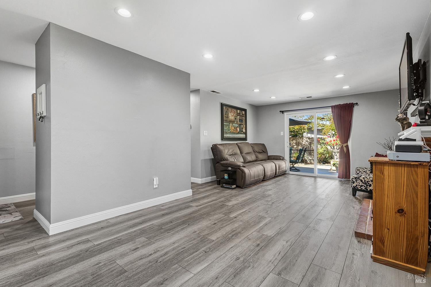 110 Allan Avenue Rohnert Park CA 94928