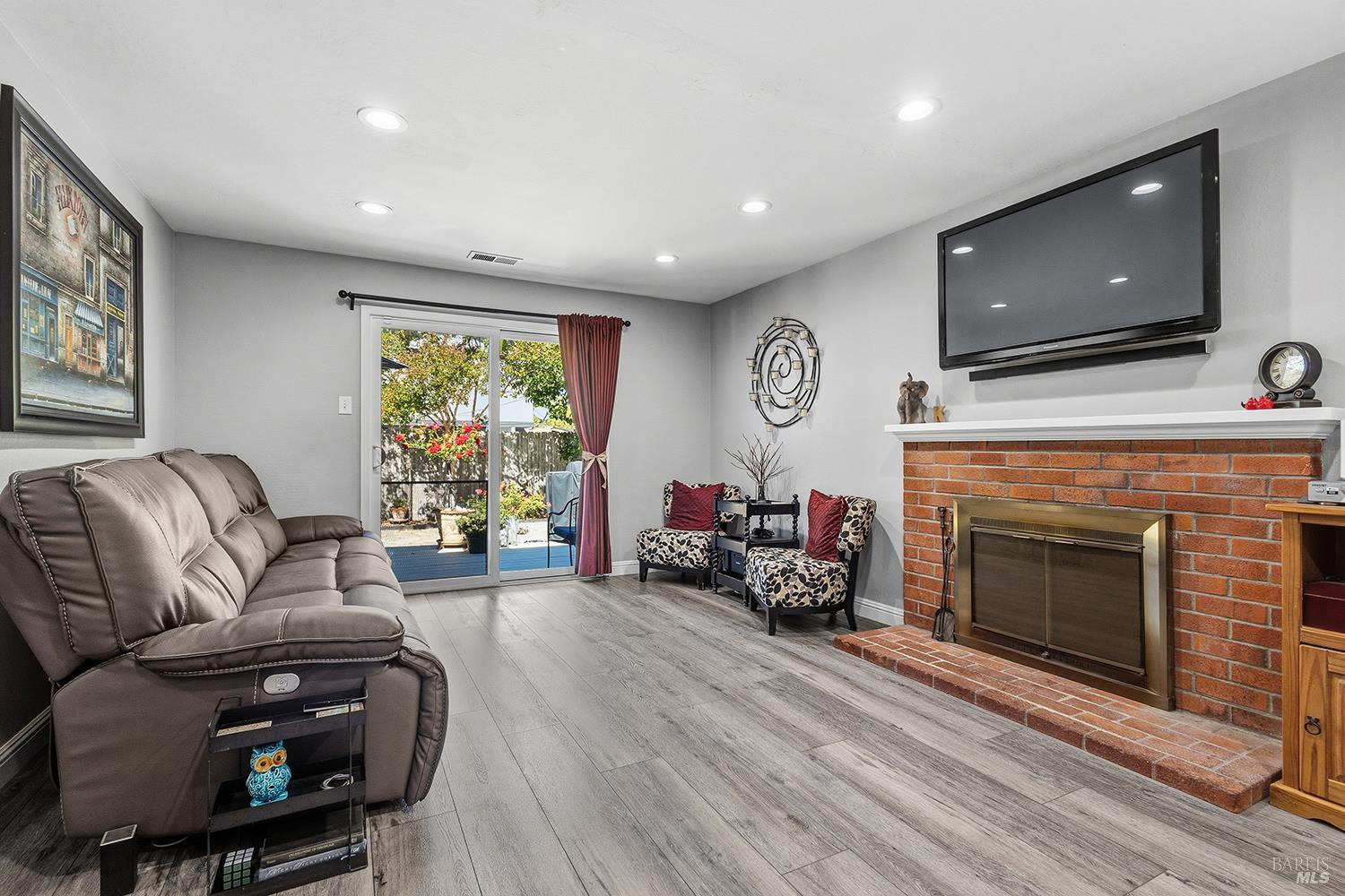 110 Allan Avenue Rohnert Park CA 94928
