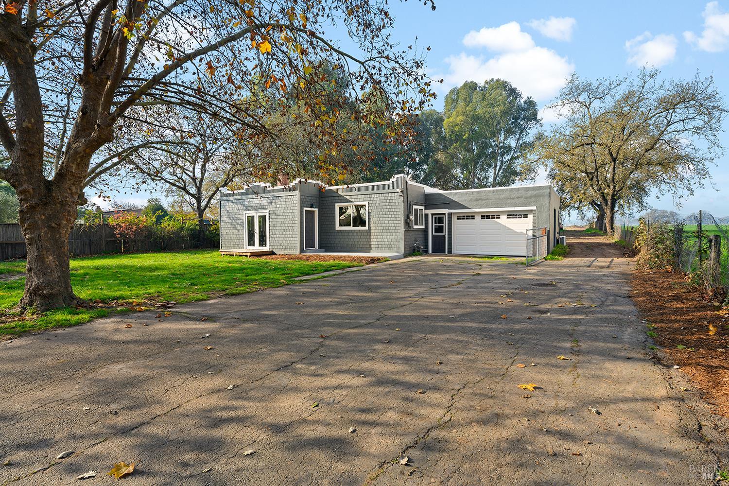 1979 Ludwig Avenue Santa Rosa CA 95407