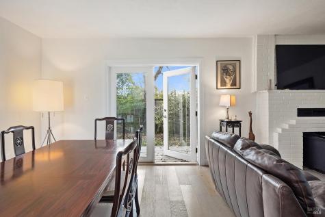 1979 Ludwig Avenue Santa Rosa CA 95407