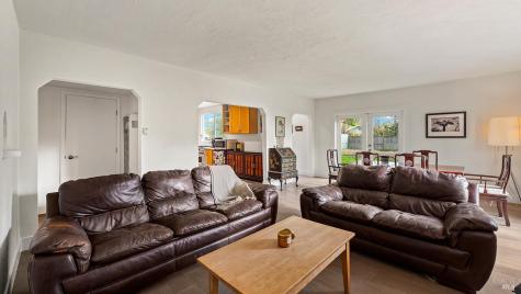 1979 Ludwig Avenue Santa Rosa CA 95407