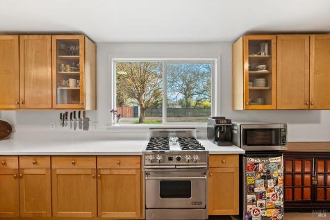 1979 Ludwig Avenue Santa Rosa CA 95407
