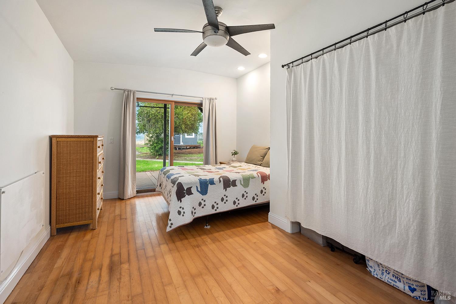 1979 Ludwig Avenue Santa Rosa CA 95407