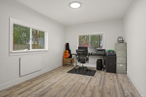 1979 Ludwig Avenue Santa Rosa CA 95407