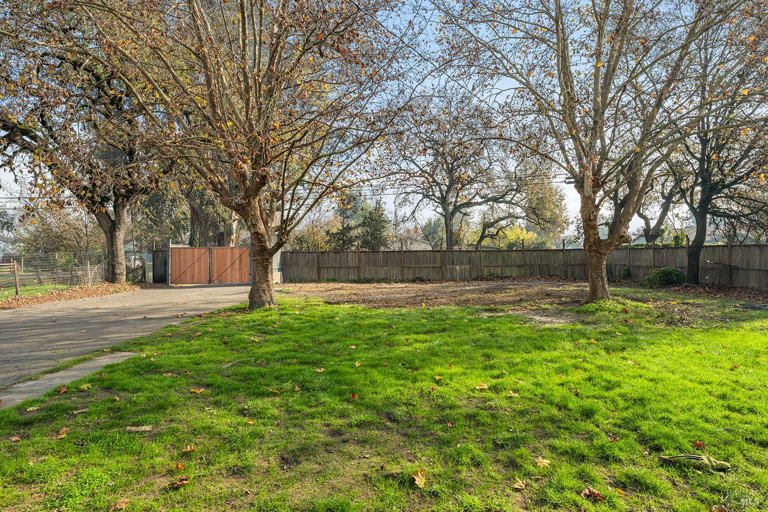 1979 Ludwig Avenue Santa Rosa CA 95407