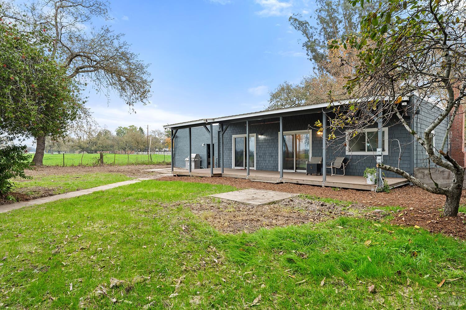 1979 Ludwig Avenue Santa Rosa CA 95407
