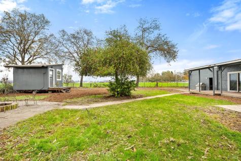 1979 Ludwig Avenue Santa Rosa CA 95407