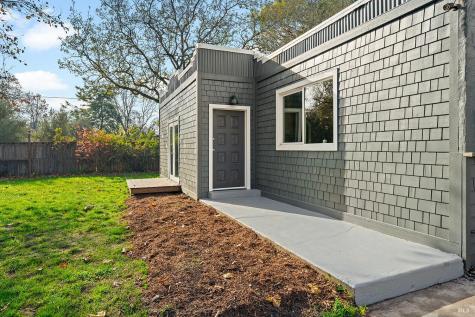 1979 Ludwig Avenue Santa Rosa CA 95407