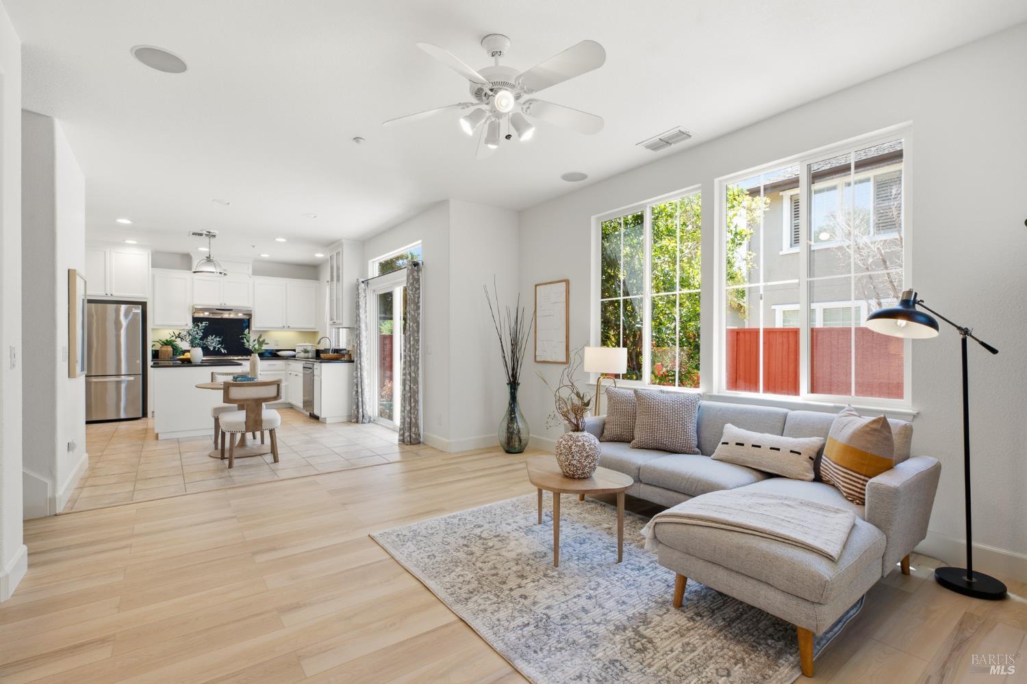 1759 Emma Way Petaluma CA 94954